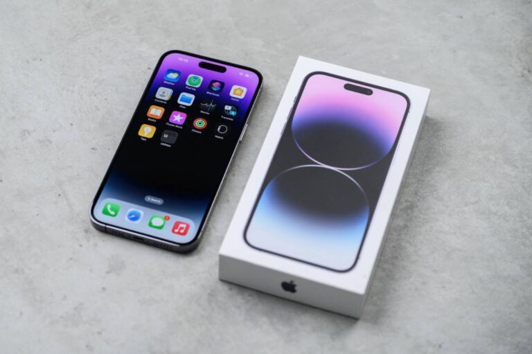 Achat d'un écran d'iPhone : pourquoi privilégier un fournisseur spécialisé ?