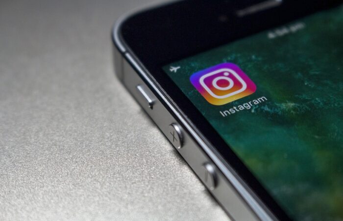 5_étapes_simples_pour_effacer_vos_messages_Instagram_définitivement